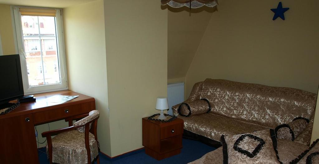 Hotel Okatex Żagań Buitenkant foto